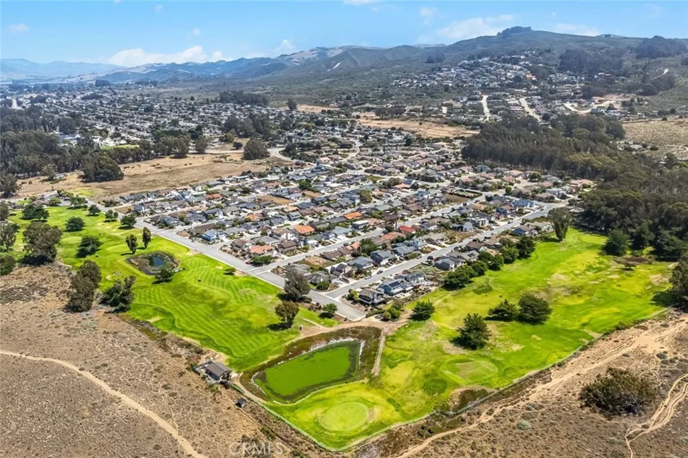 2217 Glenn Los Osos, CA 93402