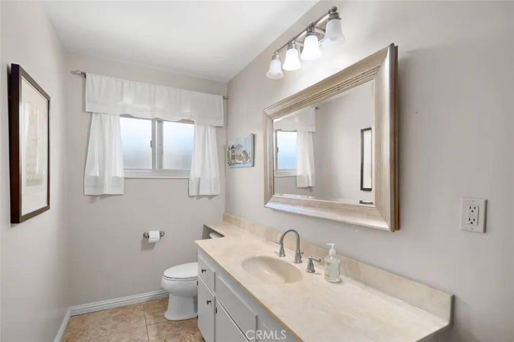 2217 Glenn Los Osos, CA 93402