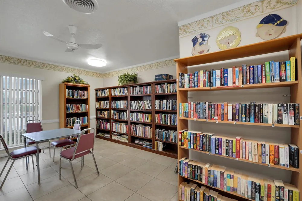 7805 NW 5th Court #206 Margate, FL 33063