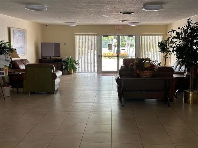 7805 NW 5th Court #206 Margate, FL 33063