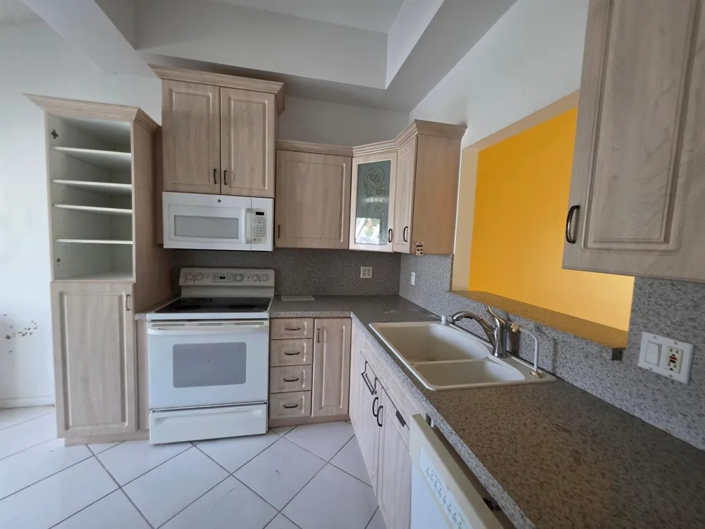 10780 Waterberry Drive Boca Raton, FL 33498