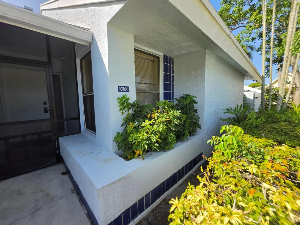 10780 Waterberry Drive Boca Raton, FL 33498