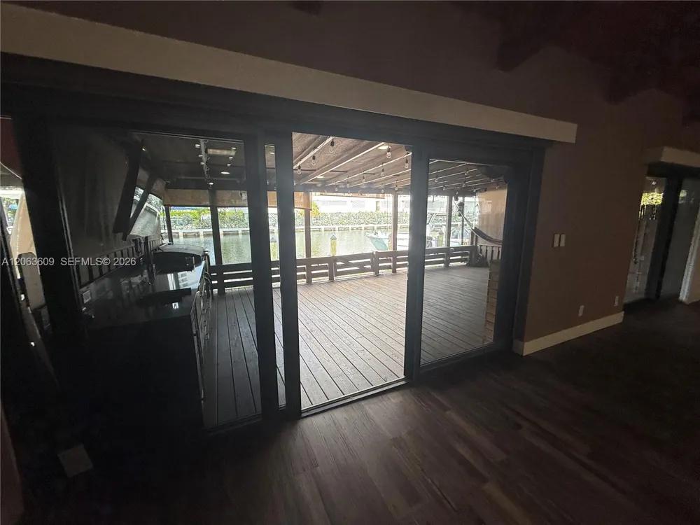 2645 S Parkview Dr #2645 Hallandale Beach, FL 33009