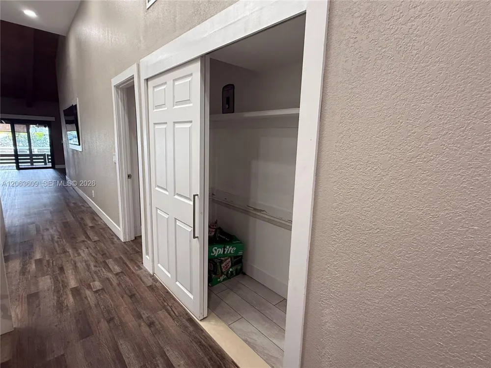 2645 S Parkview Dr #2645 Hallandale Beach, FL 33009