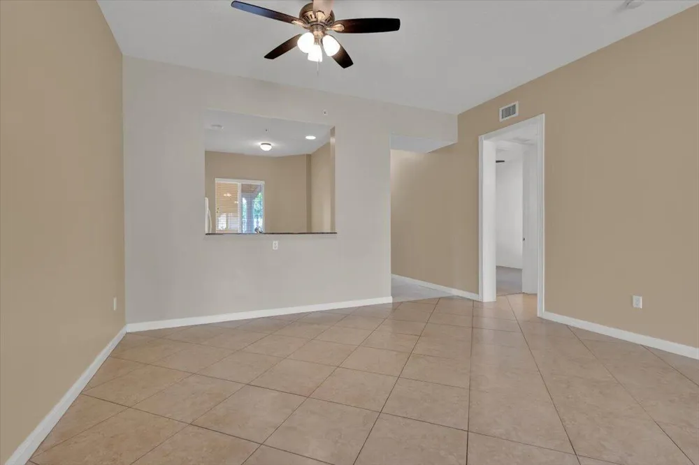 5 HARBOUR ISLE DRIVE E #103 Garage option Fort Pierce, FL 34949