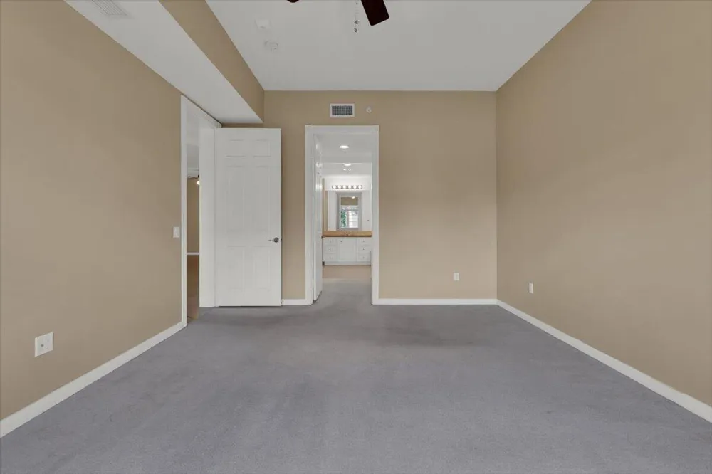 5 HARBOUR ISLE DRIVE E #103 Garage option Fort Pierce, FL 34949