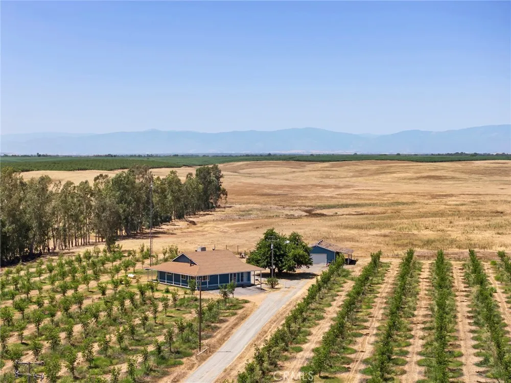 3325 Hall Corning, CA 96021