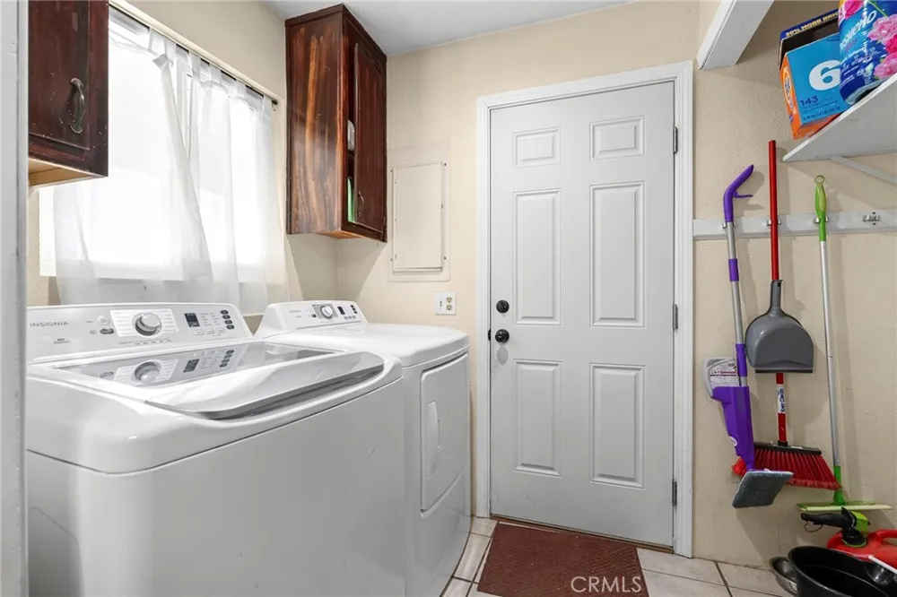 3325 Hall Corning, CA 96021