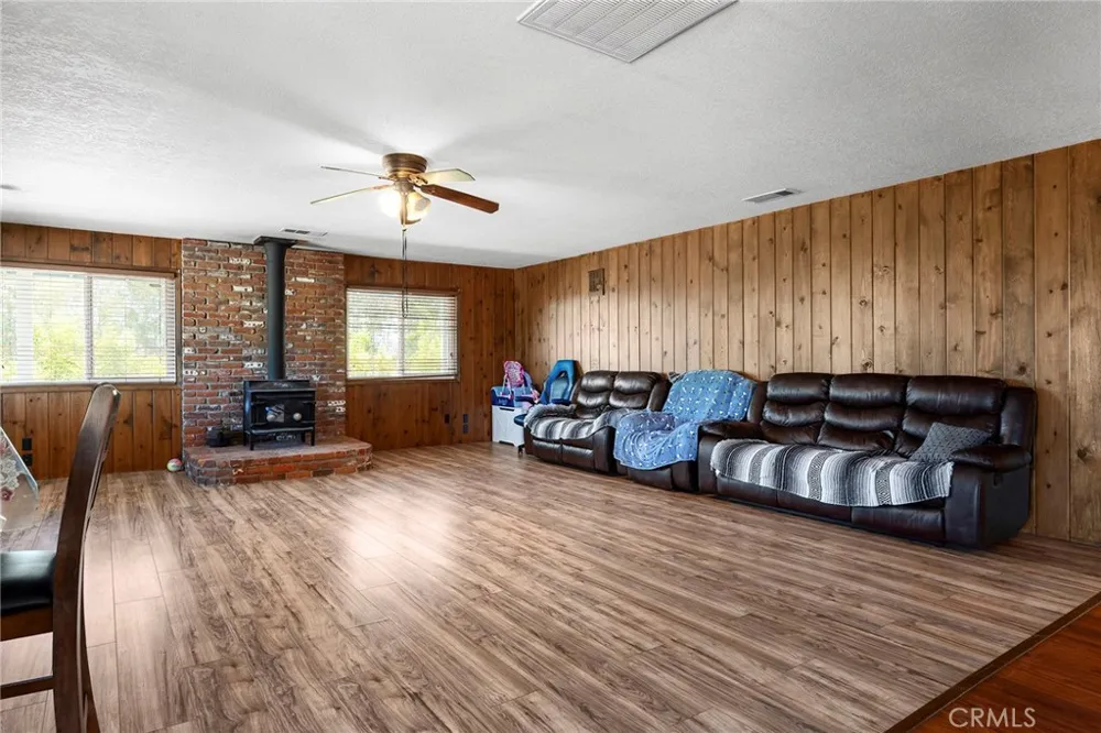 3325 Hall Corning, CA 96021