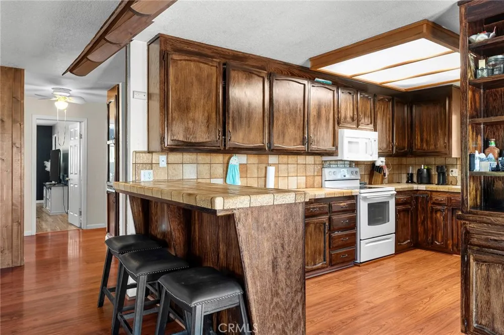 3325 Hall Corning, CA 96021