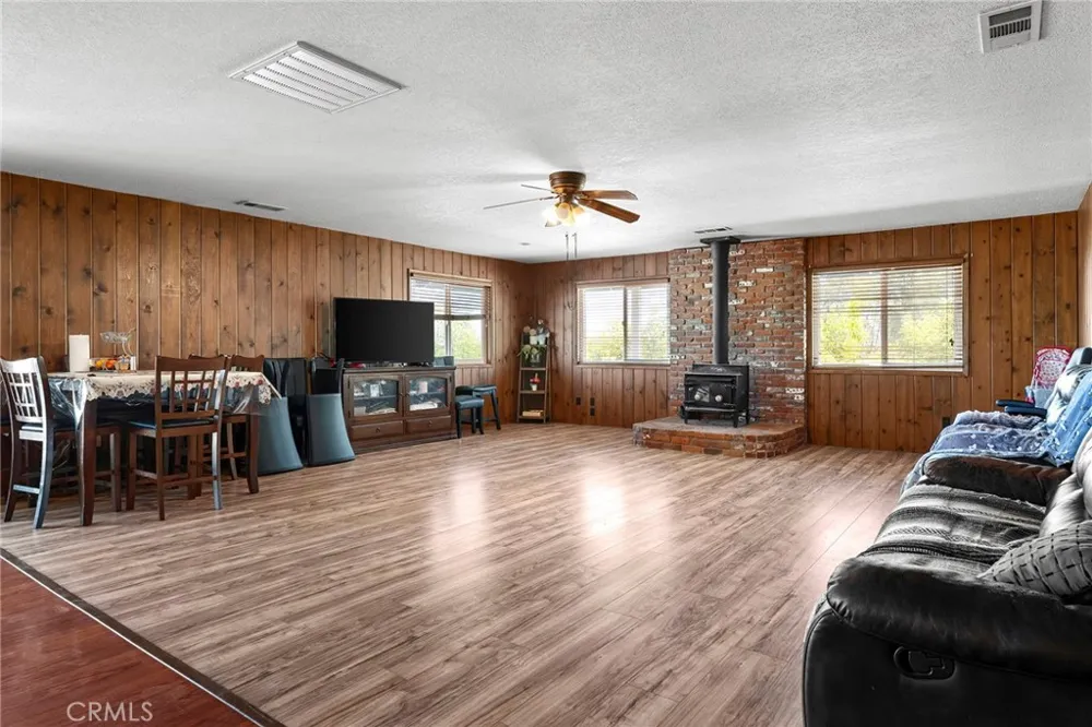 3325 Hall Corning, CA 96021