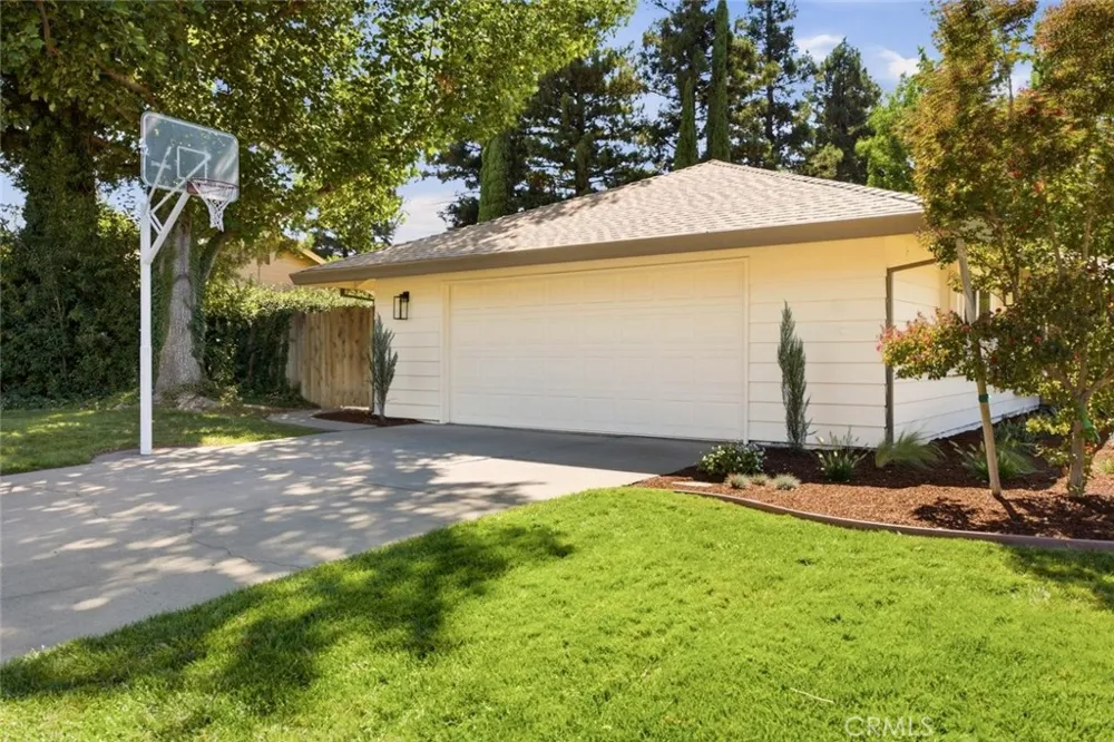 1419 Lazy Trail Chico, CA 95926