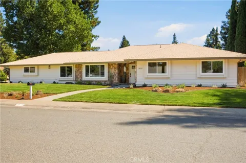 1419 Lazy Trail