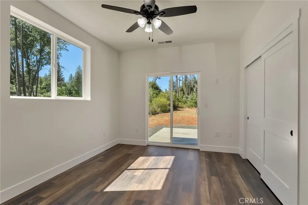 1647 Wee Dell Paradise, CA 95969