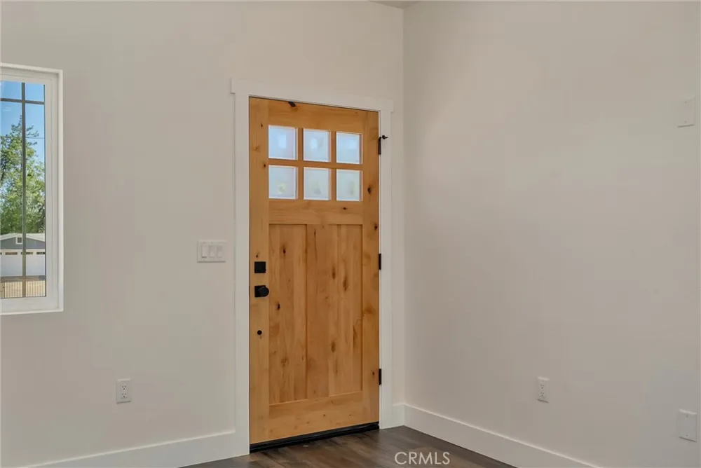 1647 Wee Dell Paradise, CA 95969