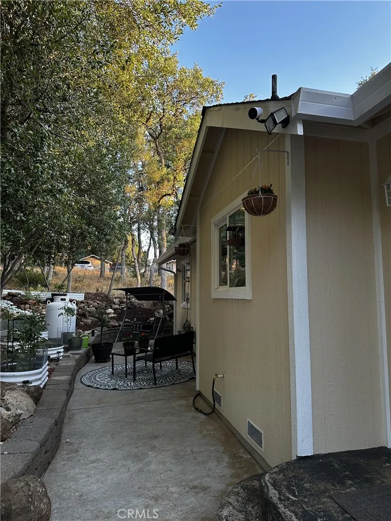 6189 Vallejo Avenue Clearlake, CA 95422