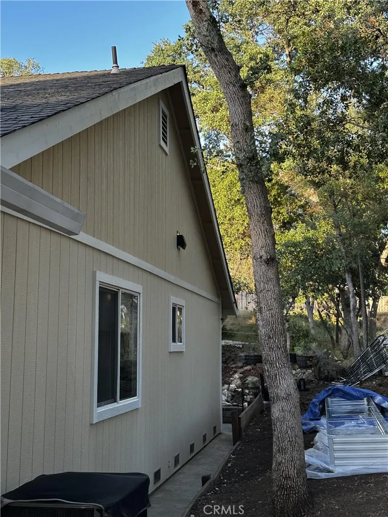 6189 Vallejo Avenue Clearlake, CA 95422
