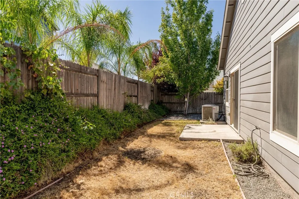 1113 Cork Oak Way Chico, CA 95928