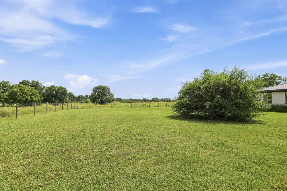 633 W Swinney Road Mead, OK 73449