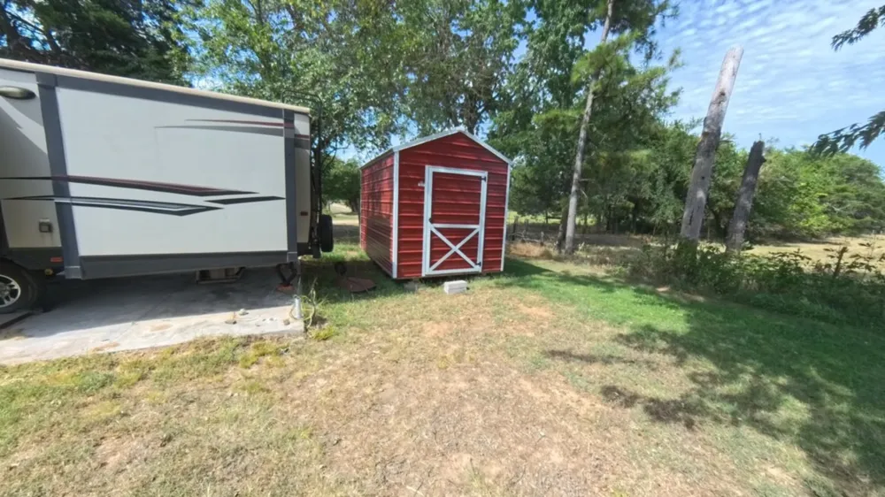 174 Hummingbird Circle Colbert, OK 74733