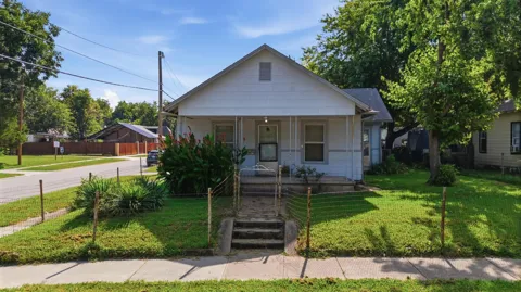 801 S St Louis Avenue
