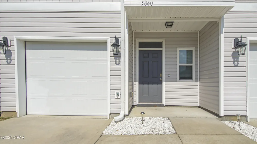 5840 Callaway Circle Panama City, FL 32404