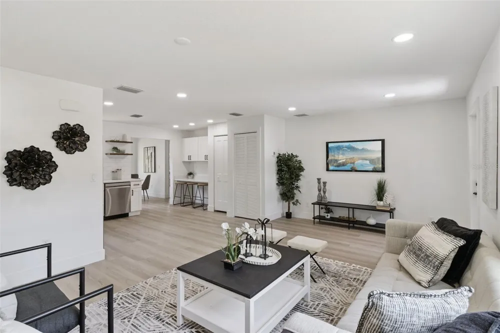 7211 ORPINE DRIVE St Petersburg, FL 33702