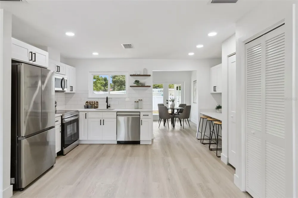 7211 ORPINE DRIVE St Petersburg, FL 33702