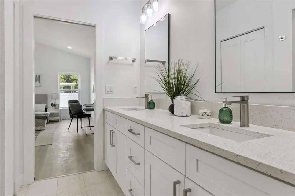 7211 ORPINE DRIVE St Petersburg, FL 33702