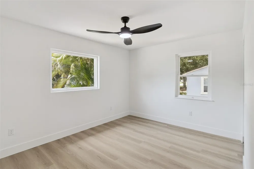 7211 ORPINE DRIVE St Petersburg, FL 33702