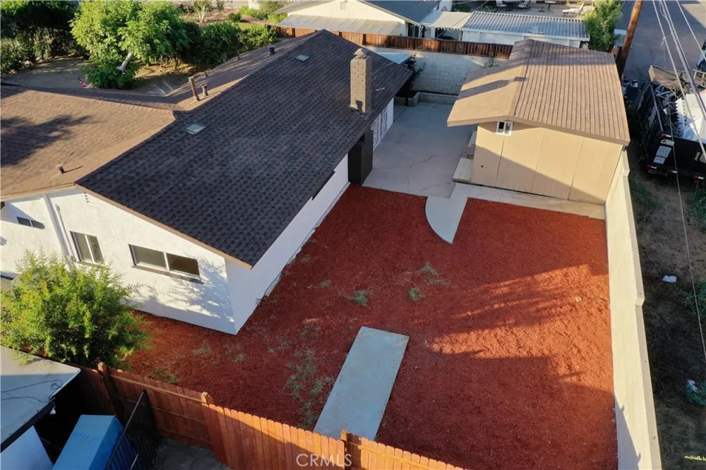 11662 Glamis Street Sylmar, CA 91342