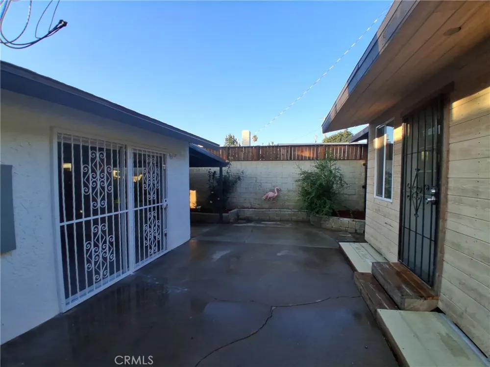 11662 Glamis Street Sylmar, CA 91342