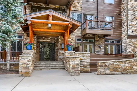 224 Trailhead Drive #3080