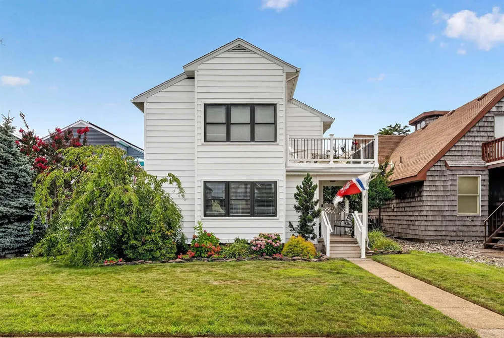 31 Simpson Ave Ocean City, NJ 08226