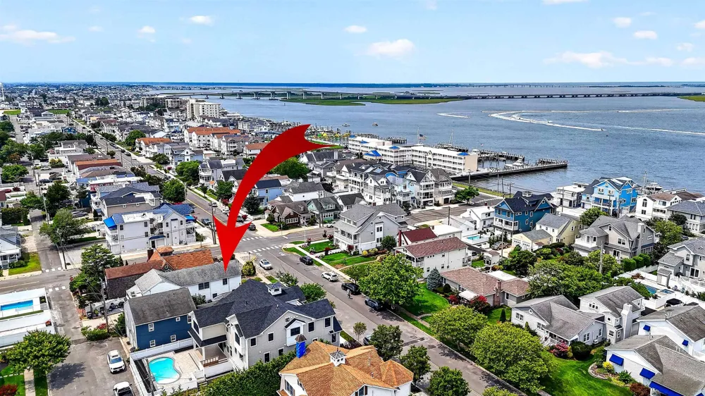 31 Simpson Ave Ocean City, NJ 08226