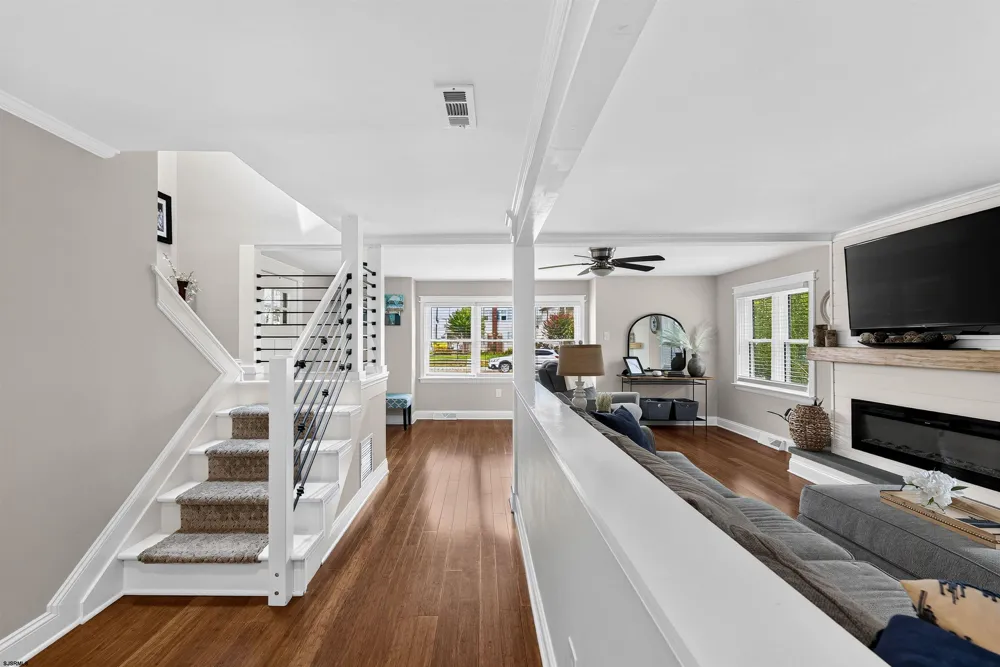 31 Simpson Ave Ocean City, NJ 08226