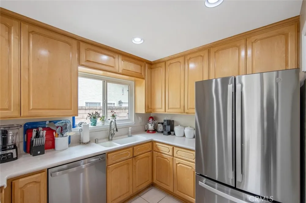 20862 Alaminos Drive Saugus, CA 91350