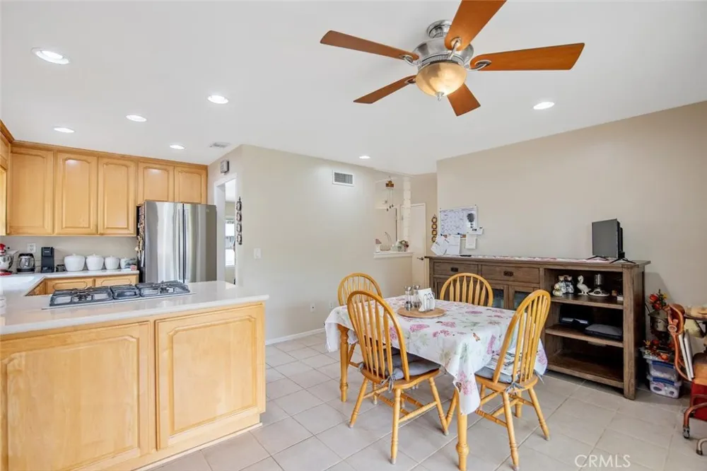 20862 Alaminos Drive Saugus, CA 91350