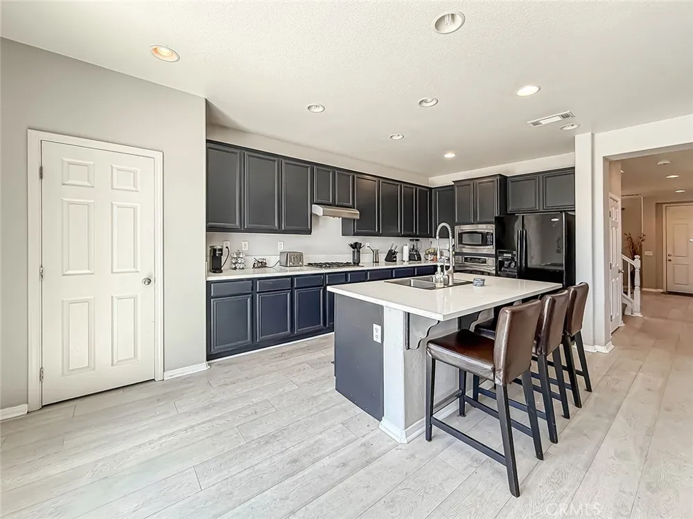 1302 Wellington Drive Palmdale, CA 93551