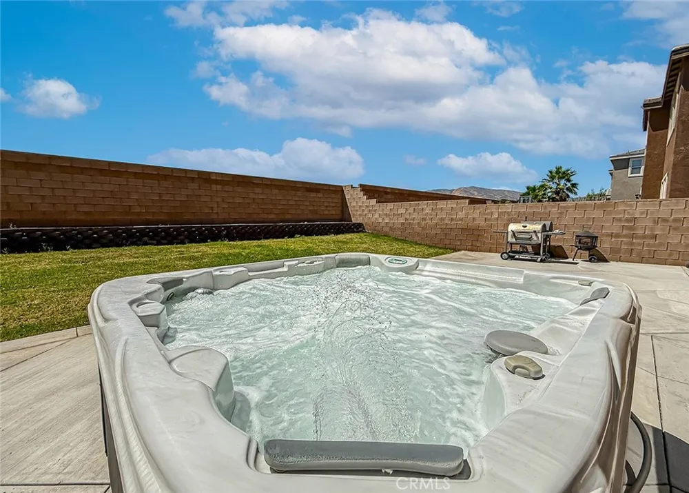 1302 Wellington Drive Palmdale, CA 93551