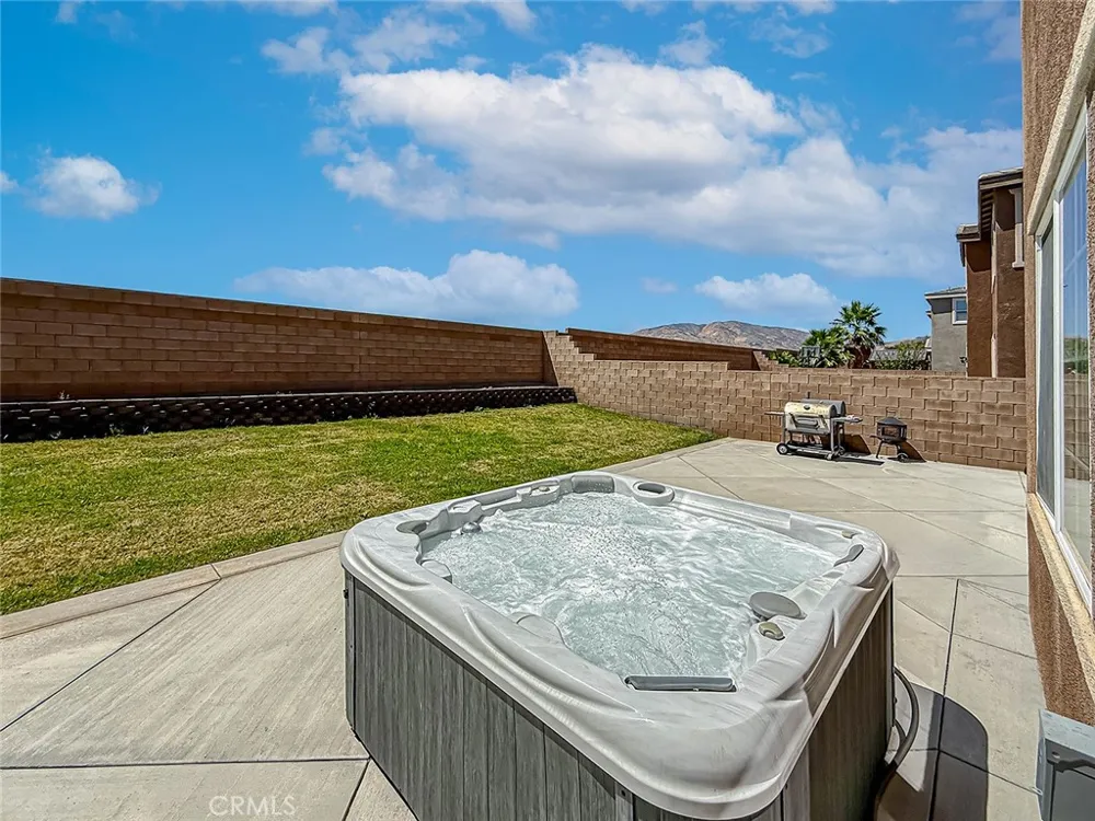1302 Wellington Drive Palmdale, CA 93551