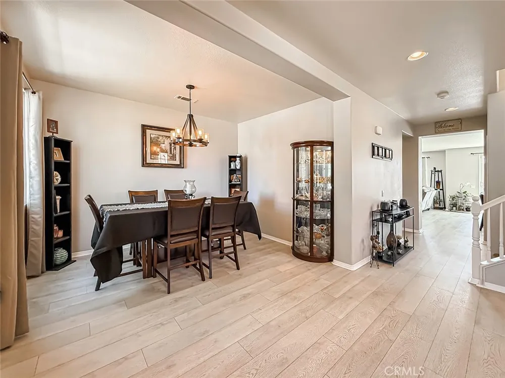 1302 Wellington Drive Palmdale, CA 93551