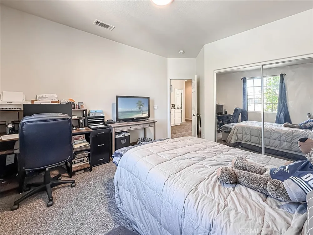 1302 Wellington Drive Palmdale, CA 93551