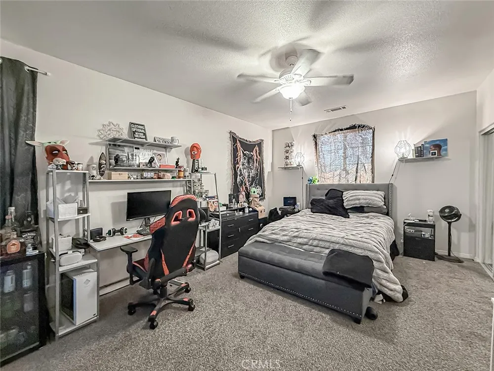 1302 Wellington Drive Palmdale, CA 93551