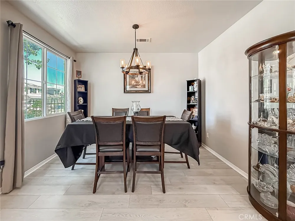 1302 Wellington Drive Palmdale, CA 93551