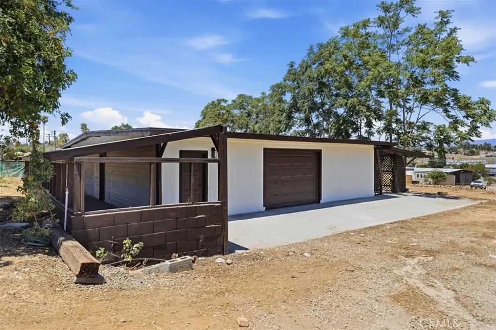 31750 Florida Redlands, CA 92373