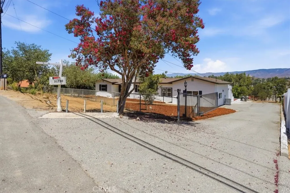 31750 Florida Redlands, CA 92373