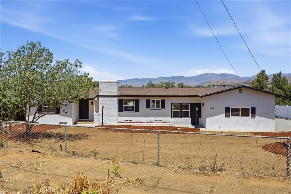 31750 Florida Redlands, CA 92373