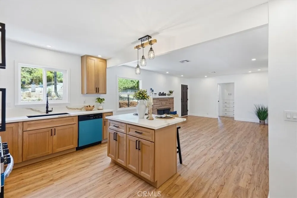 31750 Florida Redlands, CA 92373