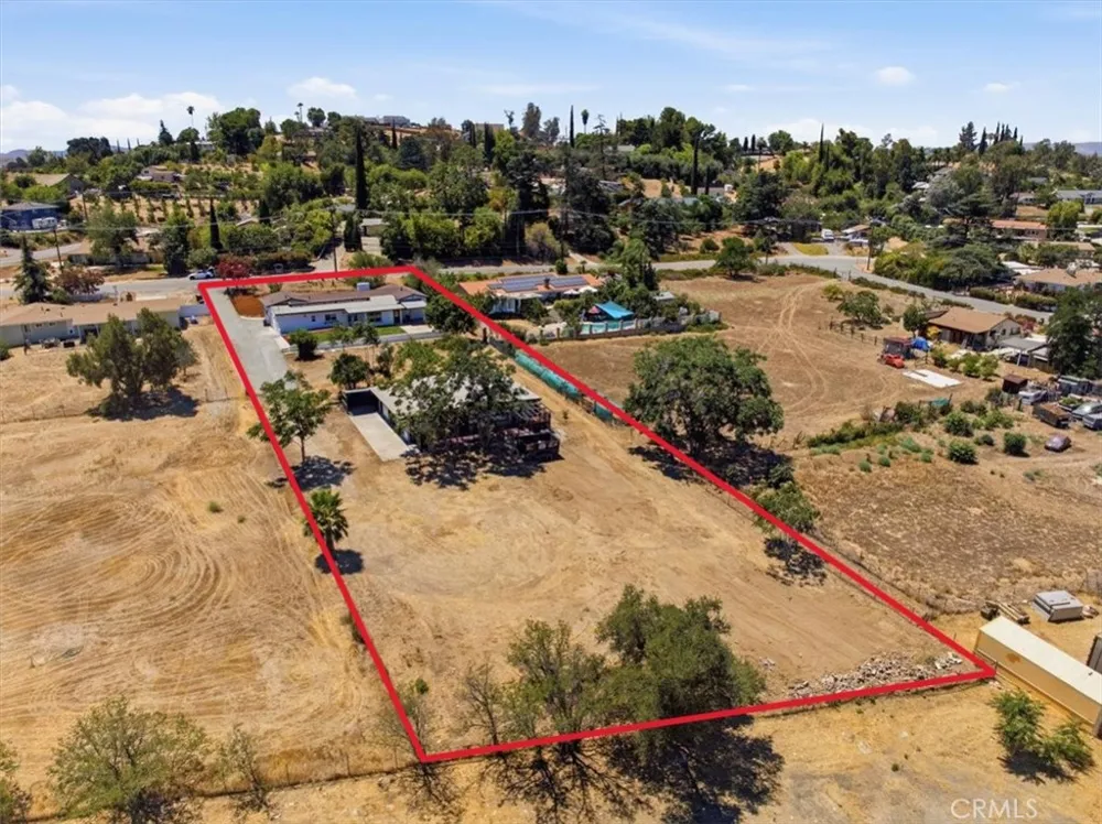 31750 Florida Redlands, CA 92373